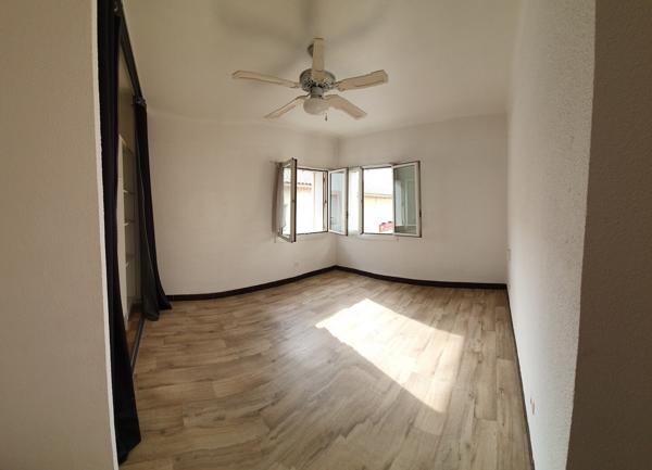 RARE A LA LOCATION T3 D'ENVIRON 68m2 SUR CARRO