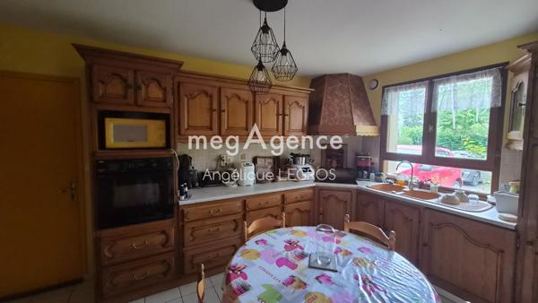 Maison à SAINT-PIERRE-DES-NIDS, 53370 - 7 pièces 130m²