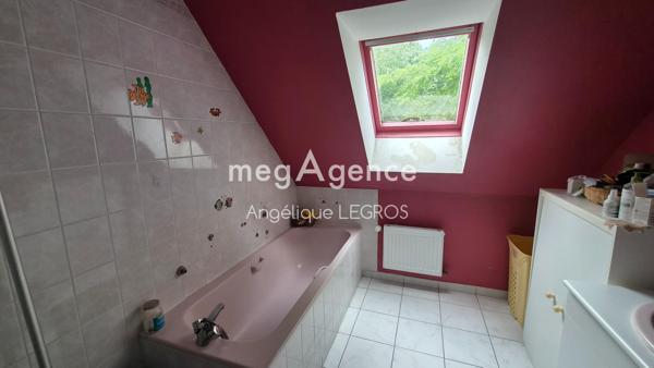Maison à SAINT-PIERRE-DES-NIDS, 53370 - 7 pièces 130m²