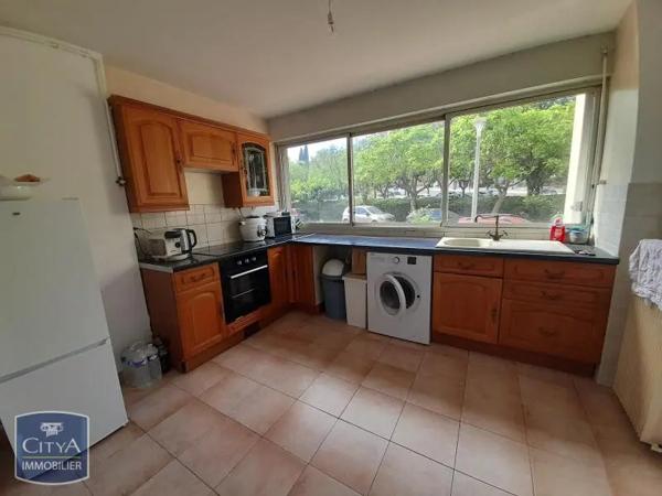 Appartement à louer 3 pièces 66.79m² Aix-en-Provence (13100)
