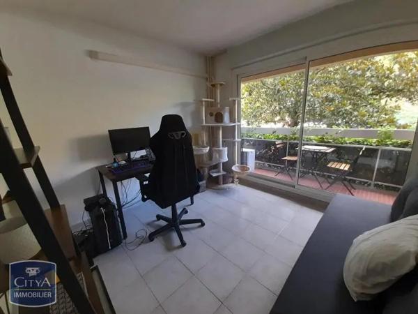 Appartement à louer 3 pièces 66.79m² Aix-en-Provence (13100)
