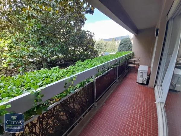 Appartement à louer 3 pièces 66.79m² Aix-en-Provence (13100)