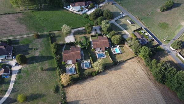 Ensemble immobilier sur la commune Montignac-Lascaux