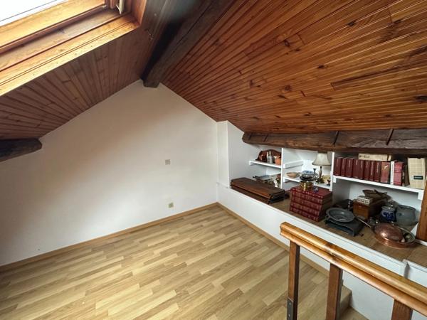 SAMOIS SUR SEINE centre bourg - Charmante maison de village 4 pièces 81 M2 environ entièrement rénovée.