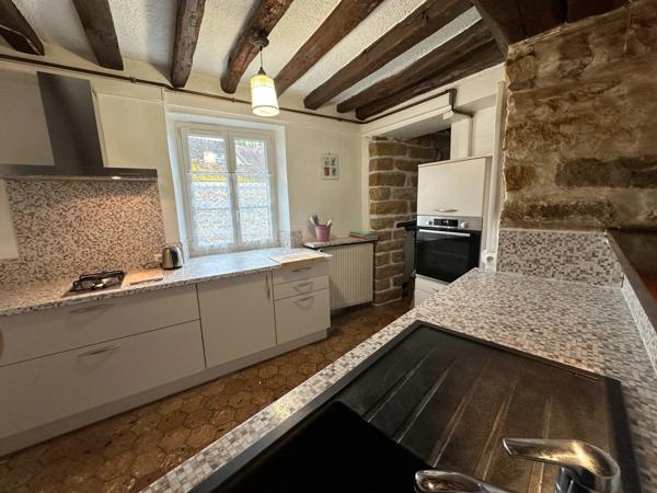 SAMOIS SUR SEINE centre bourg - Charmante maison de village 4 pièces 81 M2 environ entièrement rénovée.