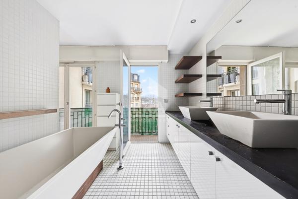 Duplex 6 pièces - 4 Chambres - Balcon