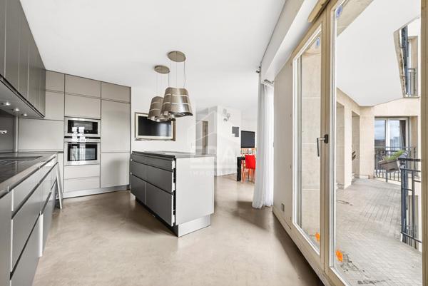 Duplex 6 pièces - 4 Chambres - Balcon