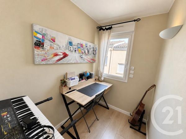 Appartement F2 Bis à vendre  2 pièces - 52,60 m 2   STE MAXIME  - 83