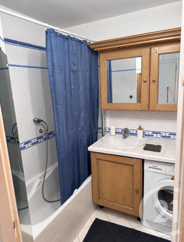 Appartement F2 Bis à vendre  2 pièces - 52,60 m 2   STE MAXIME  - 83