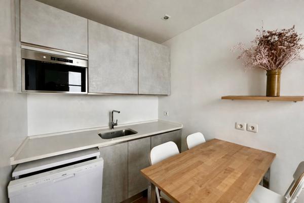 STUDIO 25 m2 CHARONNE Paris 11e