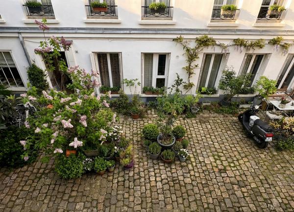 STUDIO 25 m2 CHARONNE Paris 11e