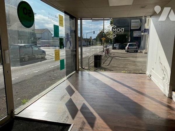 BUREAUX 54 RUE DE DOLE-79 m²