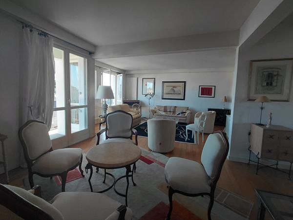 Appartement Laval 4 pièce(s) 145 m2