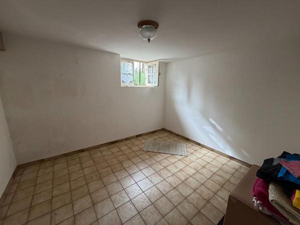 Luzech Maison 3 chambres sur près de 1000 m² de terrain proche commodités