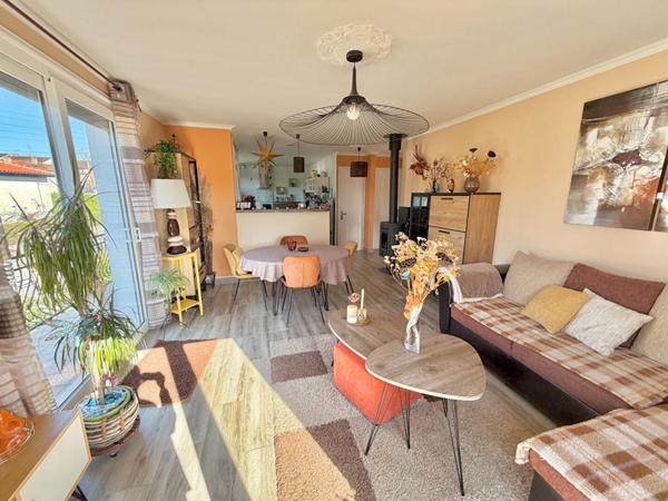 Luzech Maison 3 chambres sur près de 1000 m² de terrain proche commodités