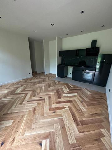 T2 ECULLY - 1 bis chemin du Perollier 69130 ECULLY Clesev ...