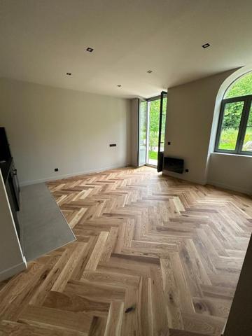 T2 ECULLY - 1 bis chemin du Perollier 69130 ECULLY Clesev ...