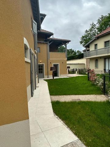 T2 ECULLY - 1 bis chemin du Perollier 69130 ECULLY Clesev ...