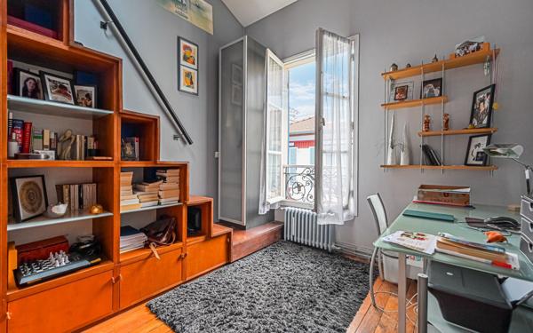 Maison à vendre    4 pièces •  Paris 19