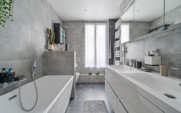 Maison à vendre    4 pièces •  Paris 19