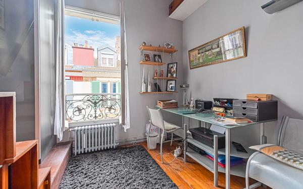 Maison à vendre    4 pièces •  Paris 19