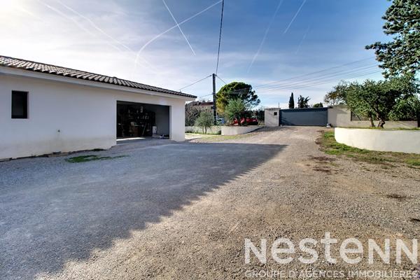 A VENDRE DRAGUIGNAN - MAISON NEO PROVENCALE DE PLAIN PIED de 180 m² avec GARAGE et PISCINE