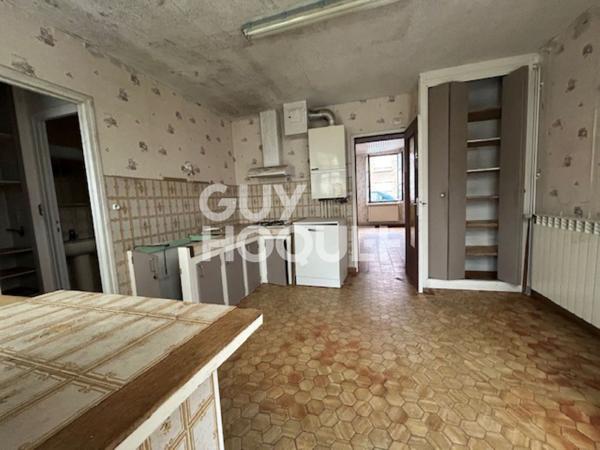 Lacroix-Saint-Ouen : Maison de ville à découvrir !