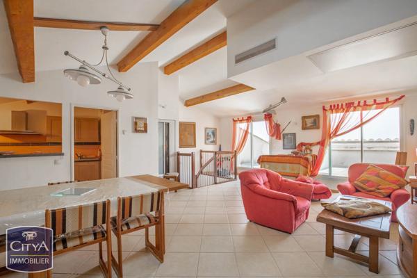 Appartement à vendre 4 pièces 117m² Six-Fours-les-Plages (83140)