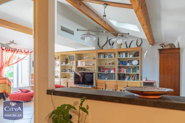Appartement à vendre 4 pièces 117m² Six-Fours-les-Plages (83140)