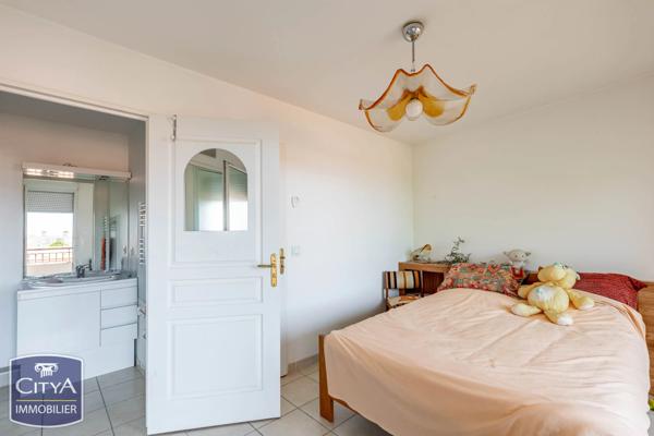 Appartement à vendre 4 pièces 117m² Six-Fours-les-Plages (83140)