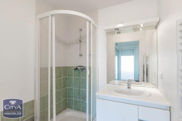 Appartement à vendre 4 pièces 117m² Six-Fours-les-Plages (83140)
