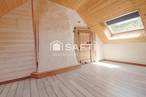 ENSEMBLE DE DEUX MAISONS