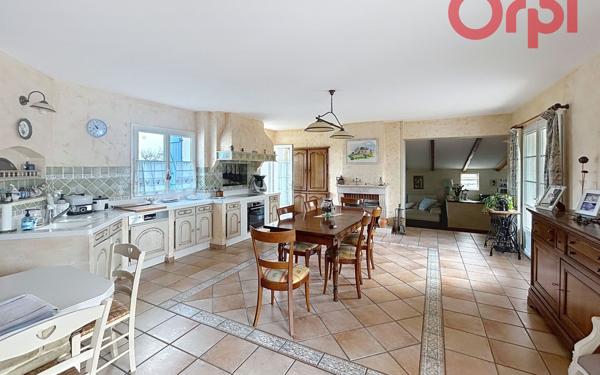 Maison à vendre    5 pièces •  Talmont-Saint-Hilaire