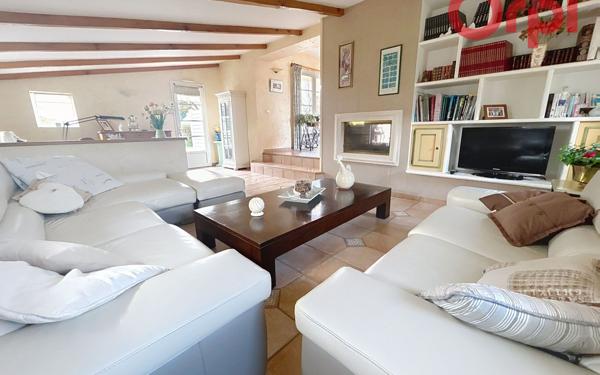 Maison à vendre    5 pièces •  Talmont-Saint-Hilaire