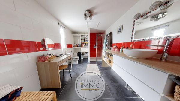 Maison 6 pièce(s) 3 chambre(s) 145 m²