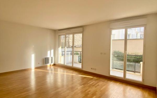 Appartement à louer    4 pièces •  Paris 12