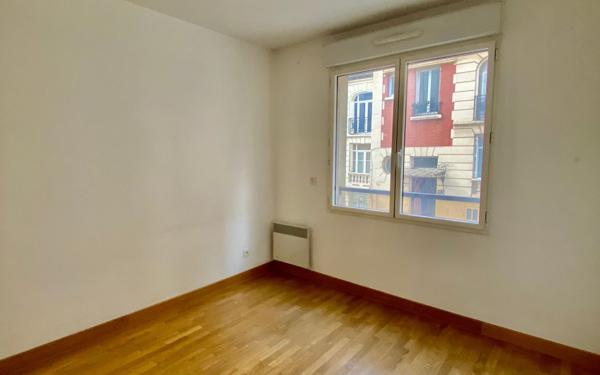 Appartement à louer    4 pièces •  Paris 12