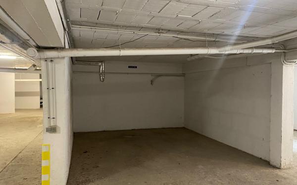 Stationnement à vendre    14 m2 Toulouse