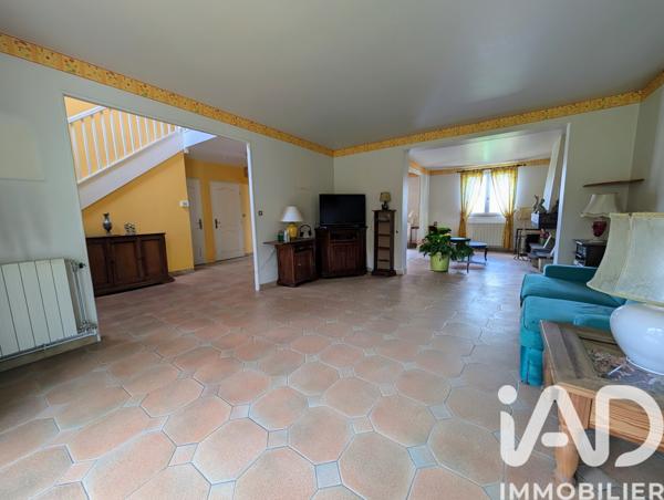 Maison à vendre 6 pièces 162 m² Étiolles