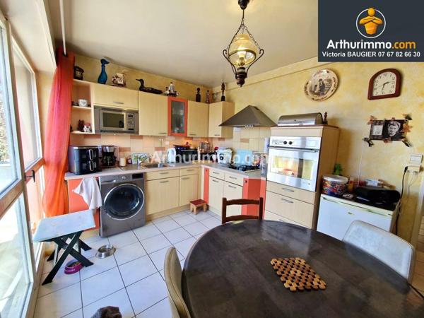 Vente Appartement 4 pièces 81 m2 à Lons-le-Saunier