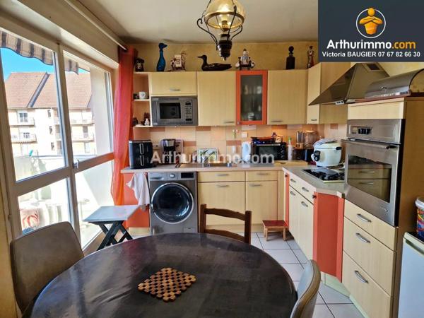 Vente Appartement 4 pièces 81 m2 à Lons-le-Saunier