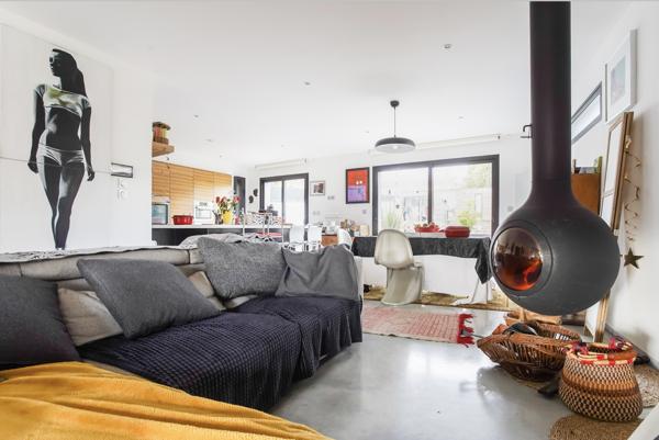 Maison contemporaine avec piscine - Villenave d'Ornon