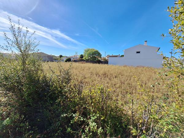 Terrain La Tranche Sur Mer 744 m2