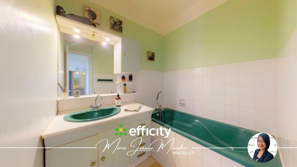 Appartement
         5 pièces
        - 90 m² Exclusivité 225 000 € *