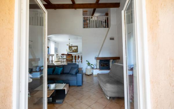 Maison à vendre    10 pièces • 250,50 m2 Tourrette-Levens