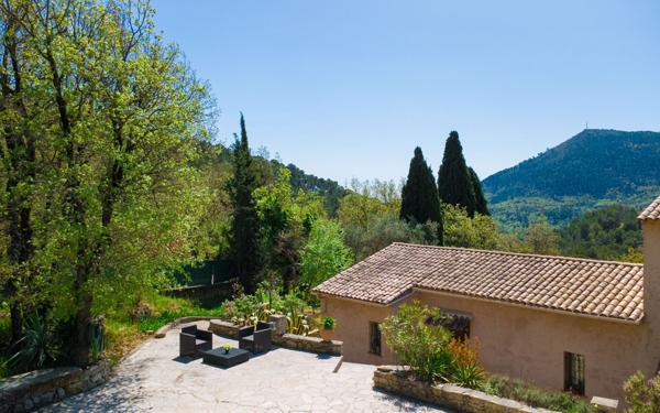 Maison à vendre    10 pièces • 250,50 m2 Tourrette-Levens