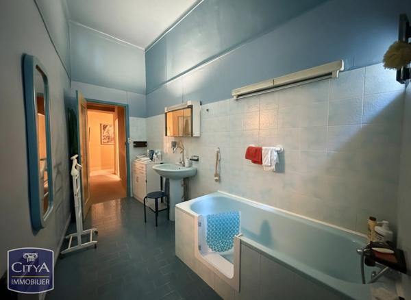 Appartement à vendre 6 pièces 172.1m² Nîmes (30000)
