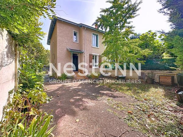 Maison traversante familiale des années 30 Secteur Eglise Pagère - 69500 BRON