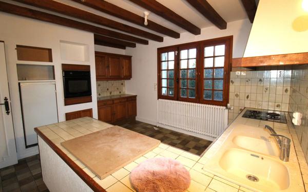 Maison à vendre    8 pièces • 178,79 m2 Jouy-le-Châtel