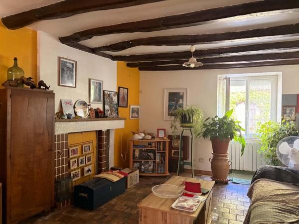 Vente / Maison avec dépendance à Millac (86150)